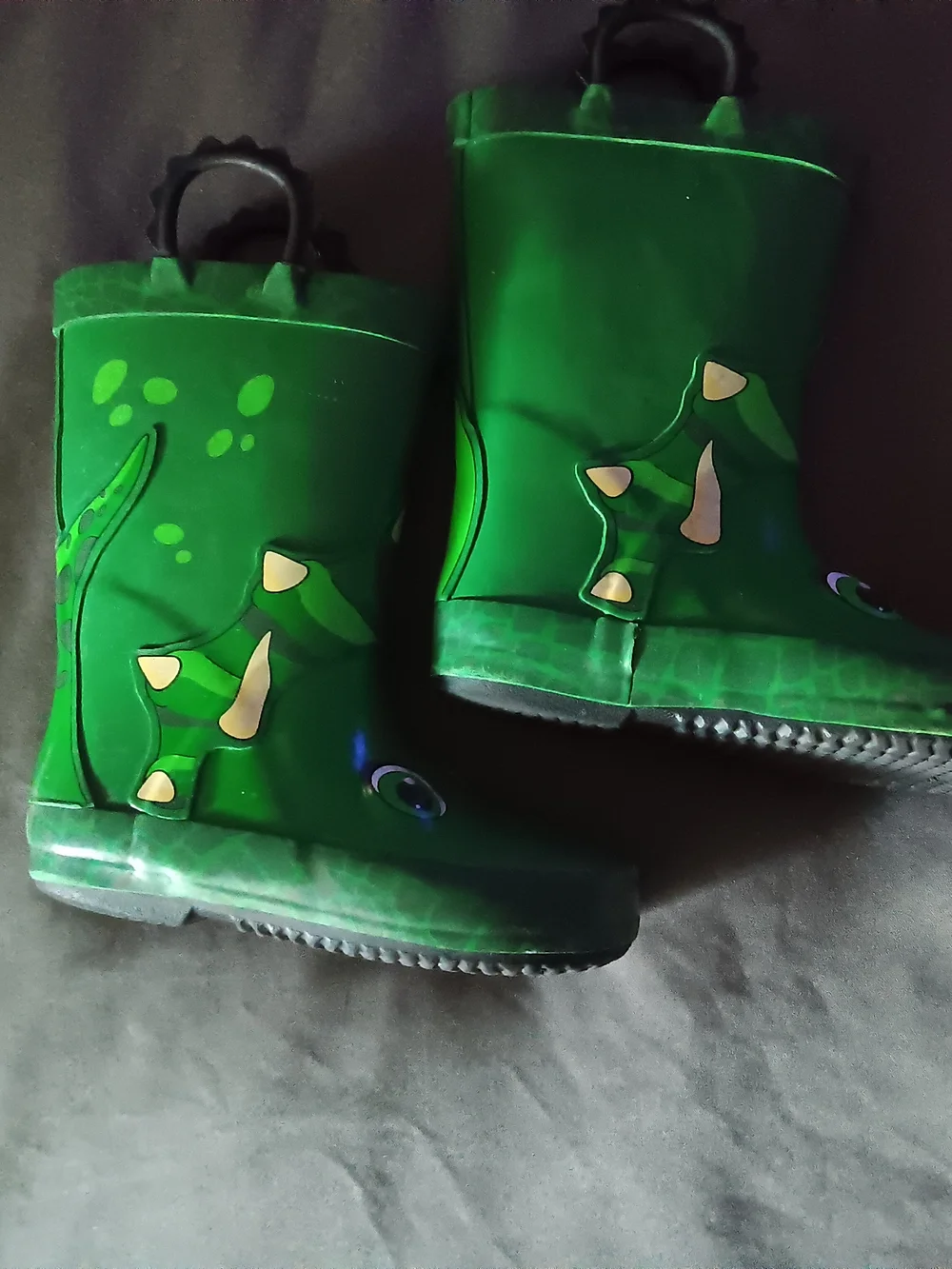 Kids Green Frog Rain Boots with Easy Pull Handles